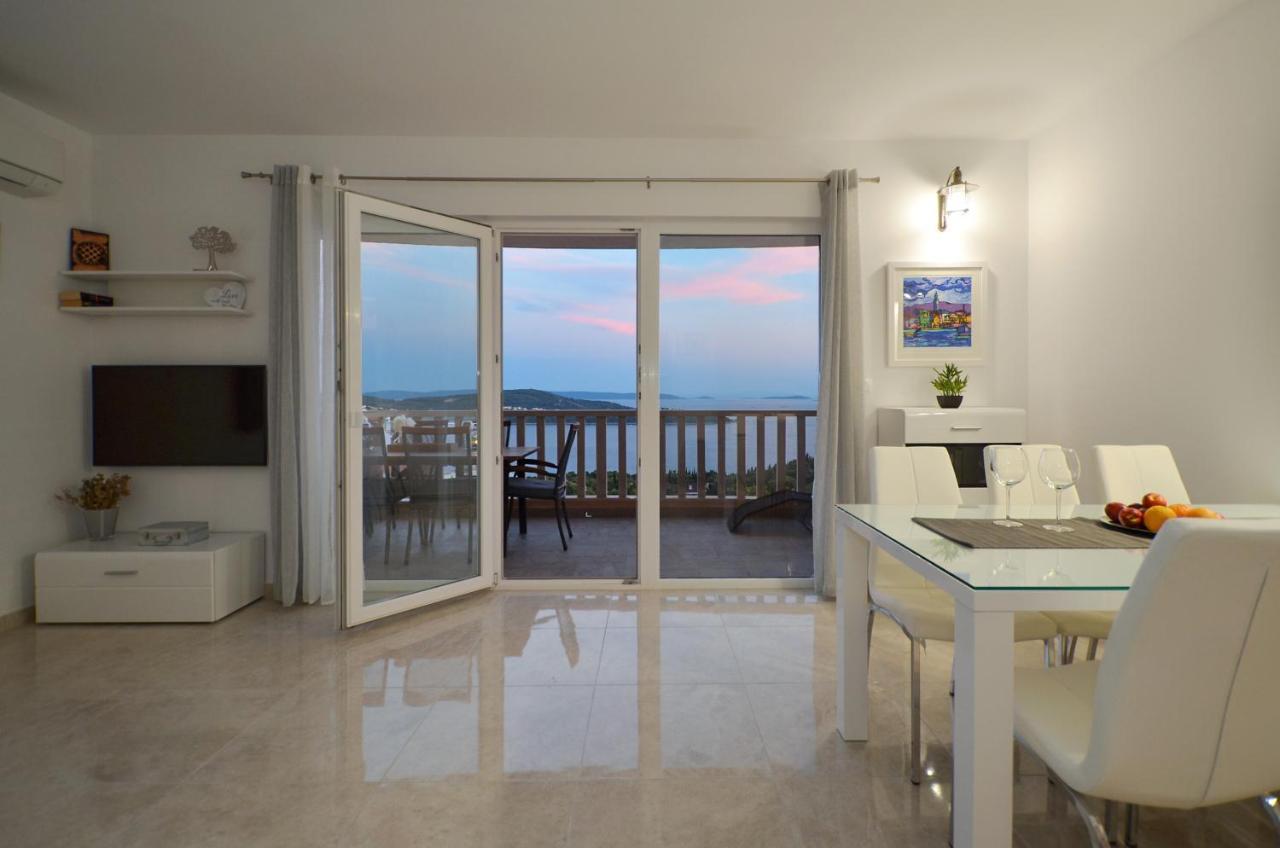 Apartment Elza Trogir Exterior photo